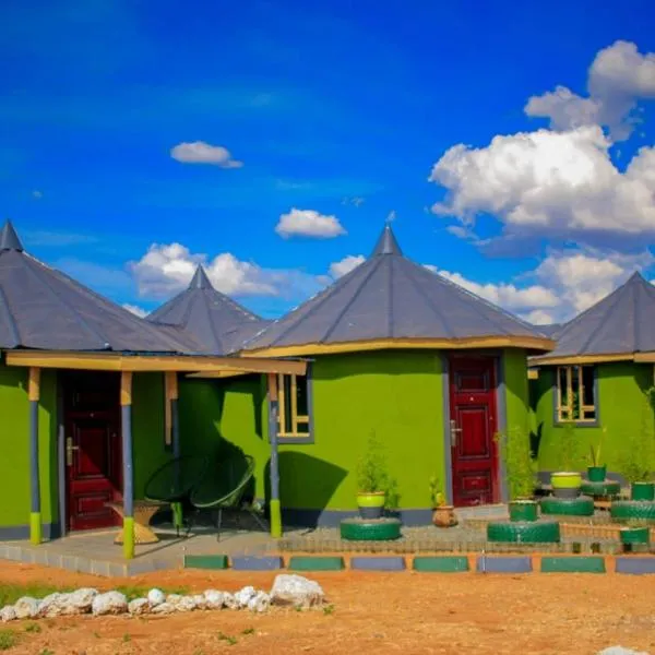 Amanya 3-Bedroom Hut Amboseli, hotel in Amboseli