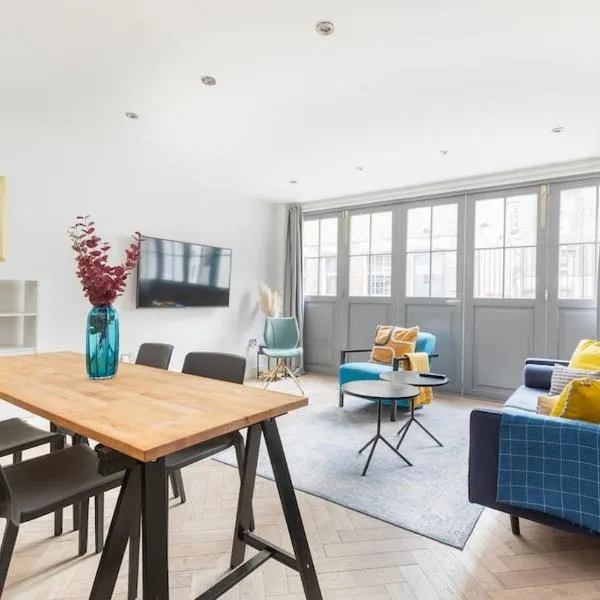 Beautiful 3 bd house in Paddington, hotel di London