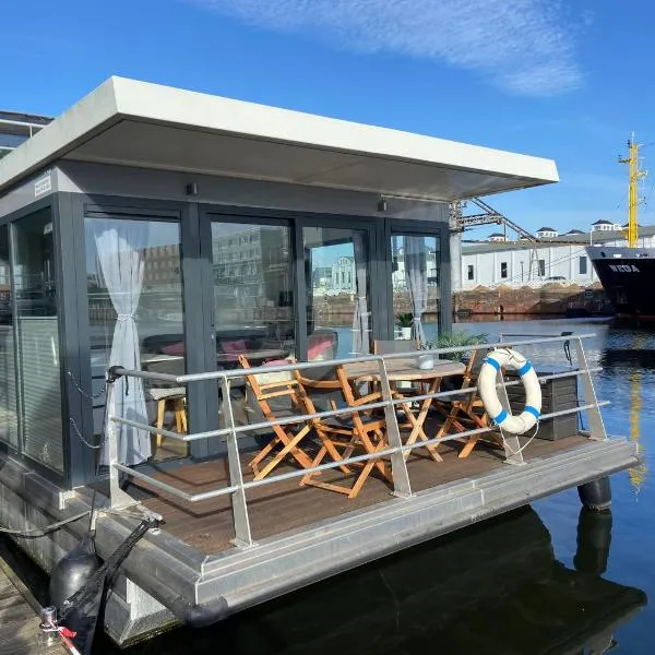 Hausboot Lobster Bremerhaven, hotel in Bremerhaven