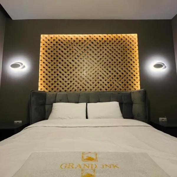 GRAND JNK Boutique Hotel, hotell sihtkohas Kukës