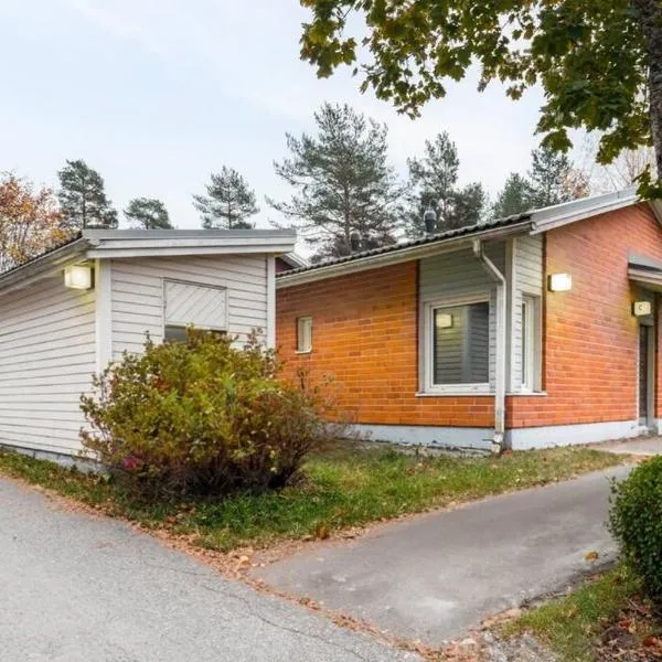 Rauhallinen rivitalon pääty, ξενοδοχείο σε Porvoo