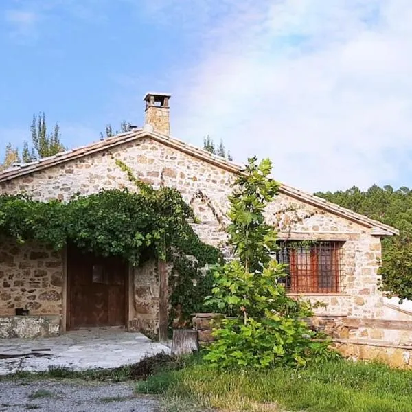 Casa junto a la laguna Rubielos de MoraVUTE21-029, Hotel in Rubielos de Mora