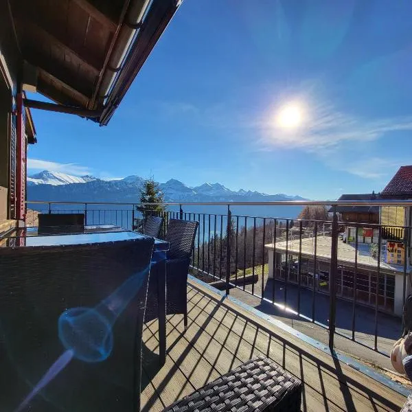 Chalet Lilo 4 Zimmer big View, ξενοδοχείο σε Beatenberg