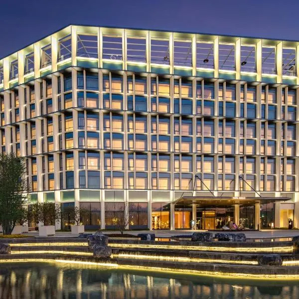 Hotel Indigo Wuxi Taihu New City, hotel in Wuxi