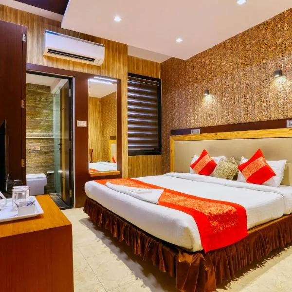 The Ashoka Hotel, hotel in Indore
