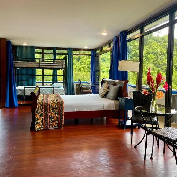Ngermid Oasis-Spacious Studio With Kitchenette & Scenic Views, hotel v destinaci Koror