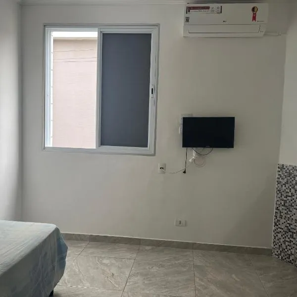 Kitnet, hotel na Praia Grande
