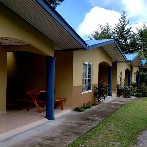 cabanas las molas, Hotel in Volcán