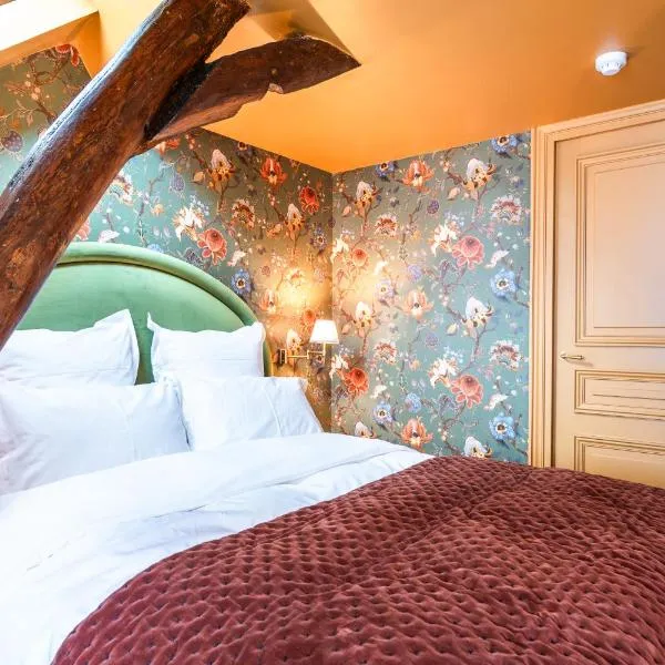 Maison La Bohème Montmartre - Studios & Apartments, hotel i Paris