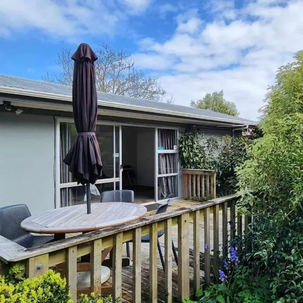 Woodbury Farm, hotel in Takanini