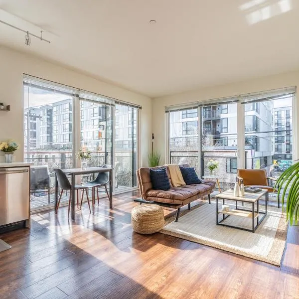 Beautiful Apartment | Rooftop views | Parking, khách sạn ở Seattle
