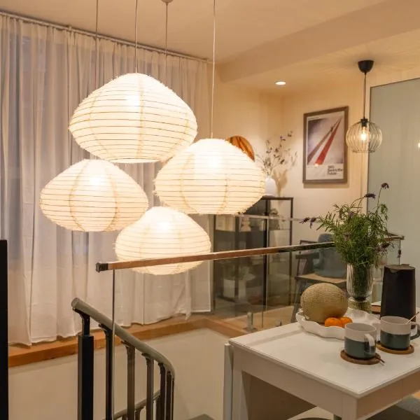 Loft on Collins/Swanston - 2 storey - 2 bed 2 bath, hotel in Melbourne