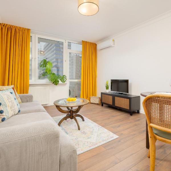 Marszałkowska Stylish Apartments with Balcony Warsaw Center by Noclegi Renters, Varsavia
