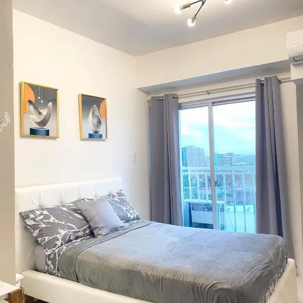 Condo Beside Abreeza Ayala Mall, hotel in Davao City