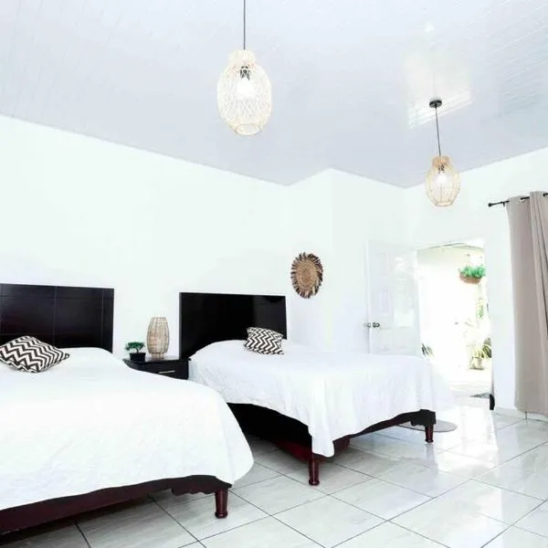 Habitación Deluxe Tierra - Villa Valle Campo, hotel in Nahuizalco