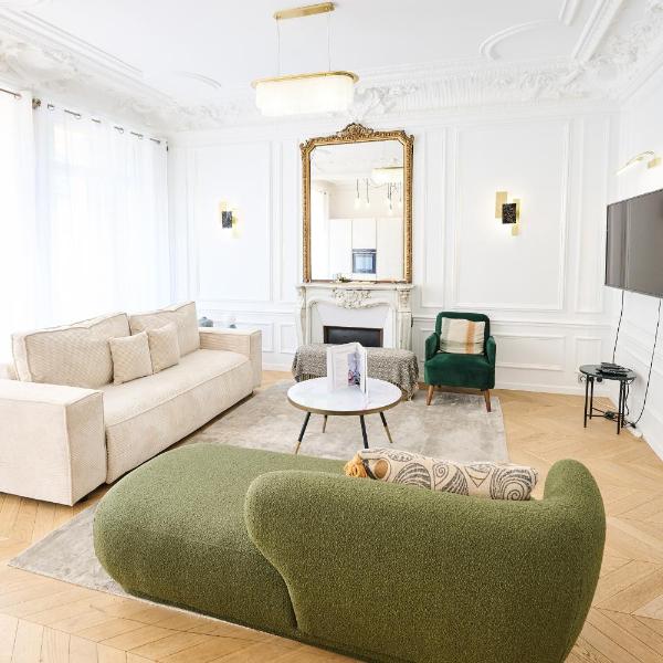 Champs Elysées!Montaigne, New Luxurious 6pers flat, Paryż