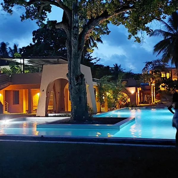 LalaGalu - Beachfront EcoCabins - Diani Beach, Kenya - Updated 2026 ...