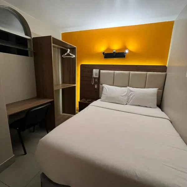 Residencial Alfa Hotel, hotel in Lima