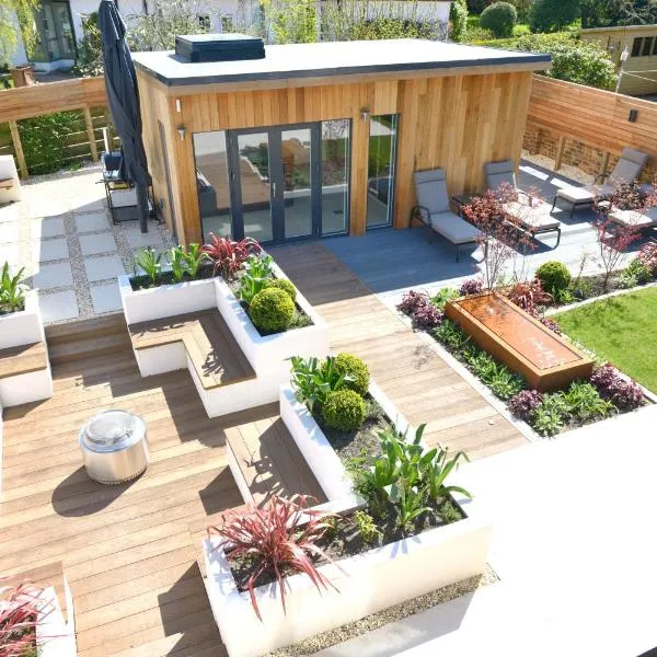 5 star luxury villa with Garden SPA, hotel in St. Andrews