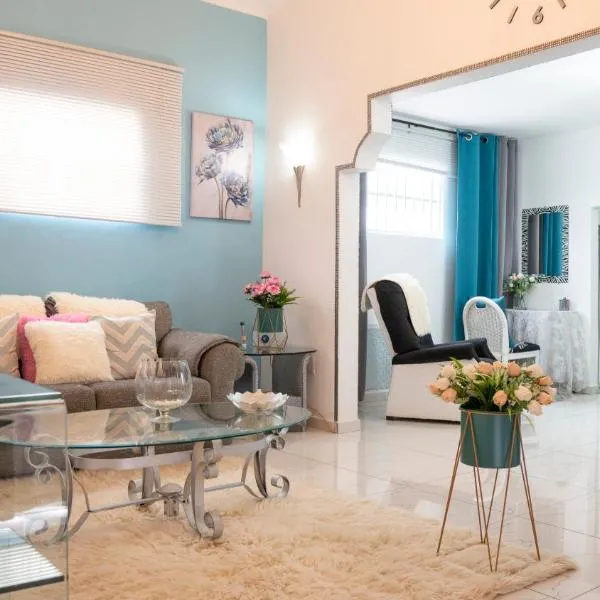 Rowy's appartement, hotelli kohteessa Willemstad