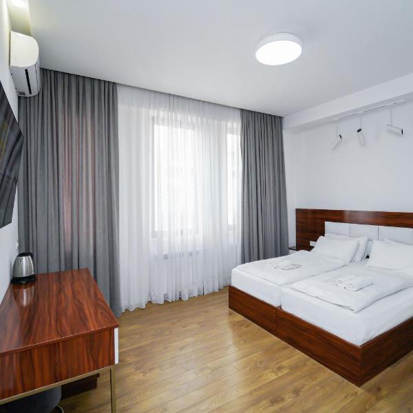 Hotel rooms on avenue Melikishvili, city center