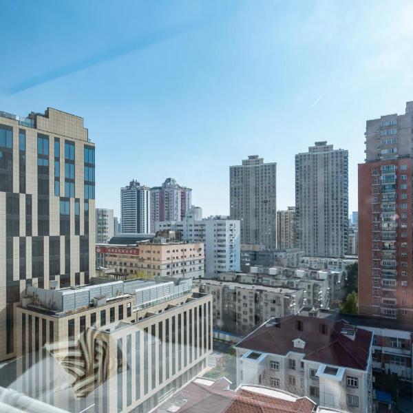 Shanghai Yi Du B&B -150m from Jiashan Rd Metro Exit 5 - Credit Cards Accepted, Shanghai