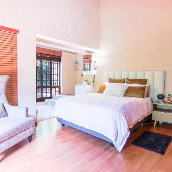 Airbnb at Bailyes, hotel v destinaci Pretoria