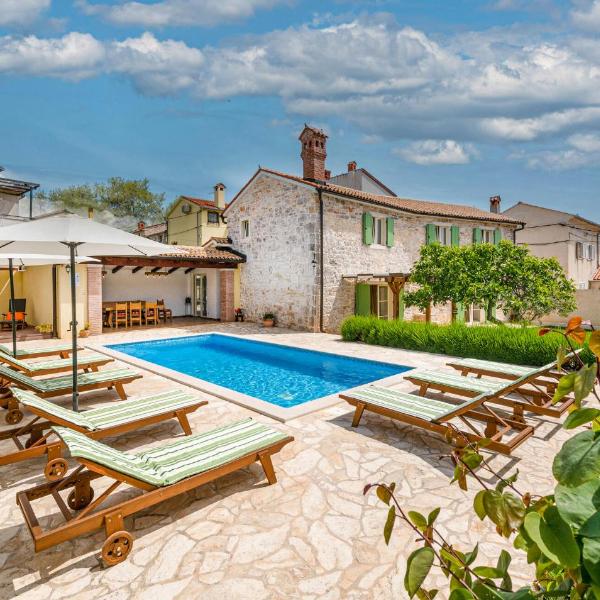 4 Bedroom Gorgeous Home In Krnica