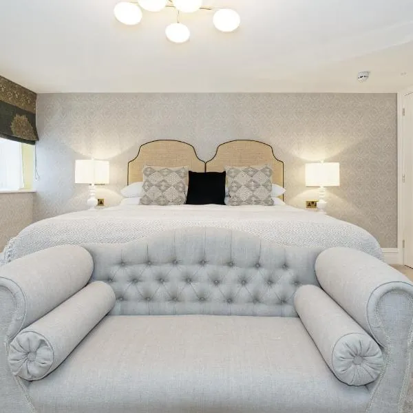 Old Town House by Ezestays, hotel in Margate