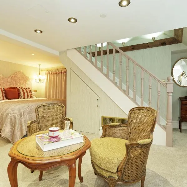 Old Town House by Ezestays, hotel in Margate