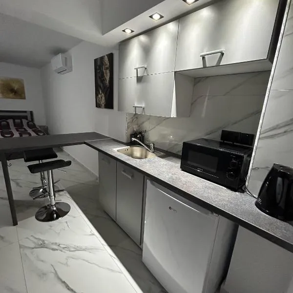 Maria’s studio, hotel din Paphos