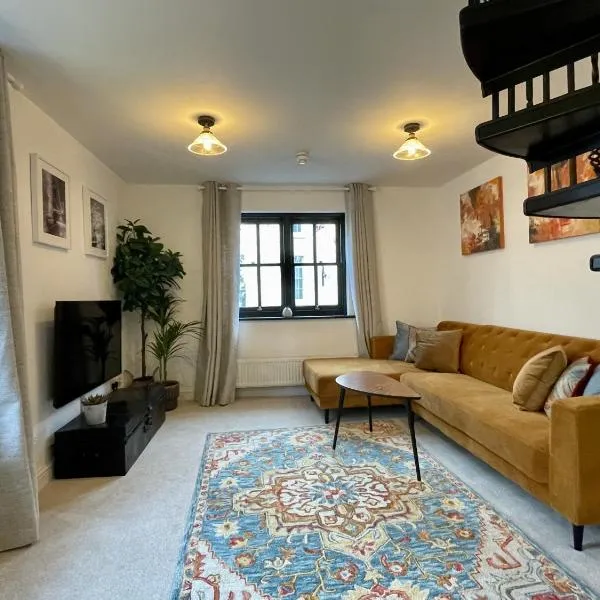 Cosy Oasis in the Heart of Clifton Village, hotel in Bristol