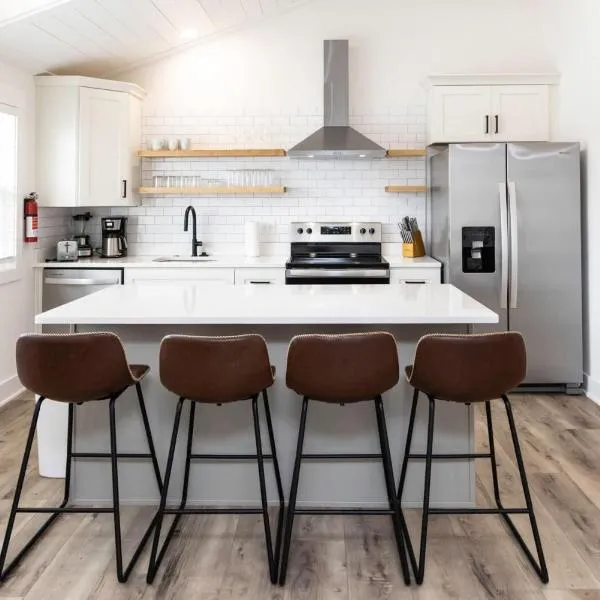 Ocean Lofts in the Vibe #3 - 5 min walk to beach、バージニアビーチのホテル