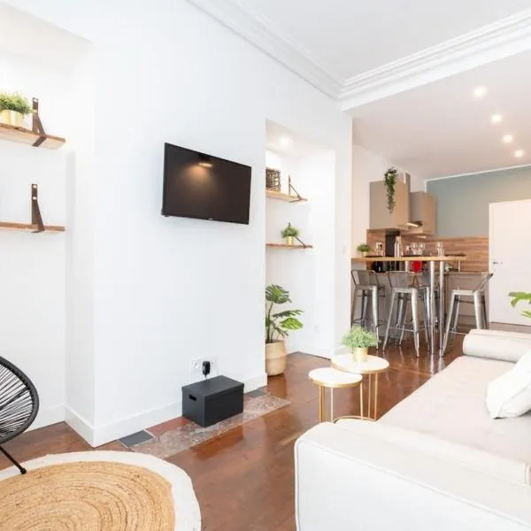 Renovated apartment 3bed 2bath, hotel in Lille