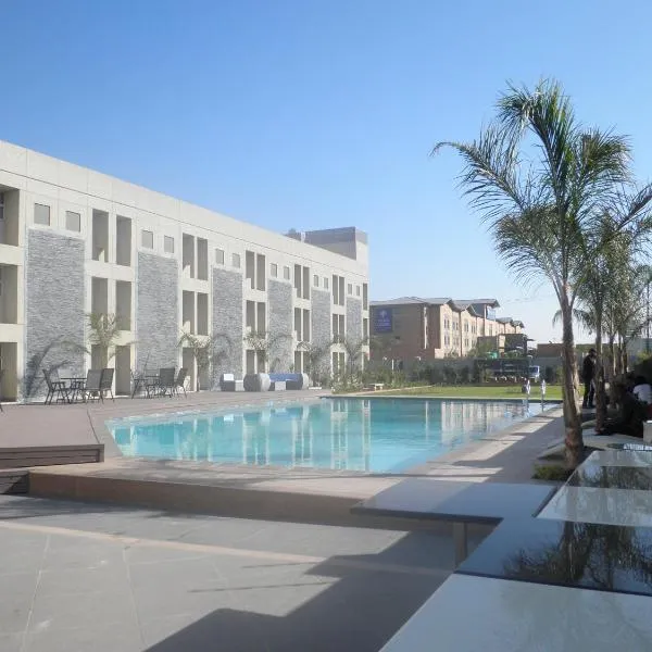 Aquarian Tide Hotel, hotel in Gaborone