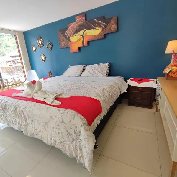 TURI Suite con Jacuzzi, centro de la ciudad, hotell i Baños