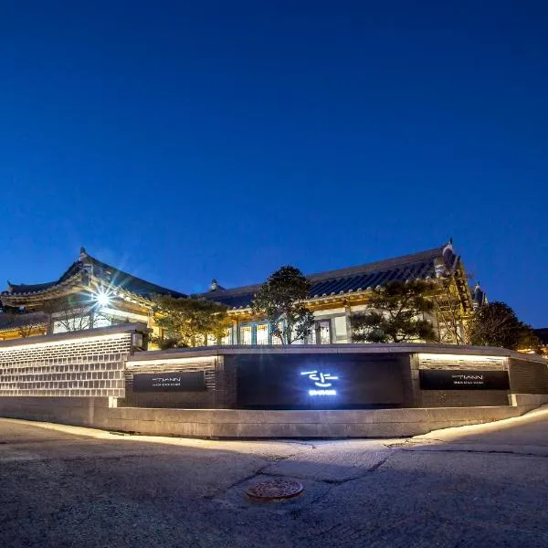 Hotelarrive Taean Tiann HanokBeachResort, hotel in Taean