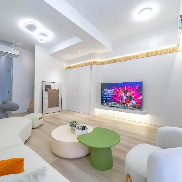 放慢3館, 近山右民宿 6-12人, 只接一組客人, 按人數開放房間, hotel in Hualien City