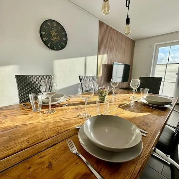 Stilvoll eingerichtetes Ferienhaus in ruhiger Lage, hotell Bremerhavenis