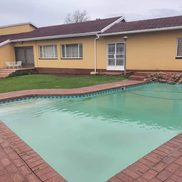 Restwell Lodge: Pietermaritzburg şehrinde bir otel
