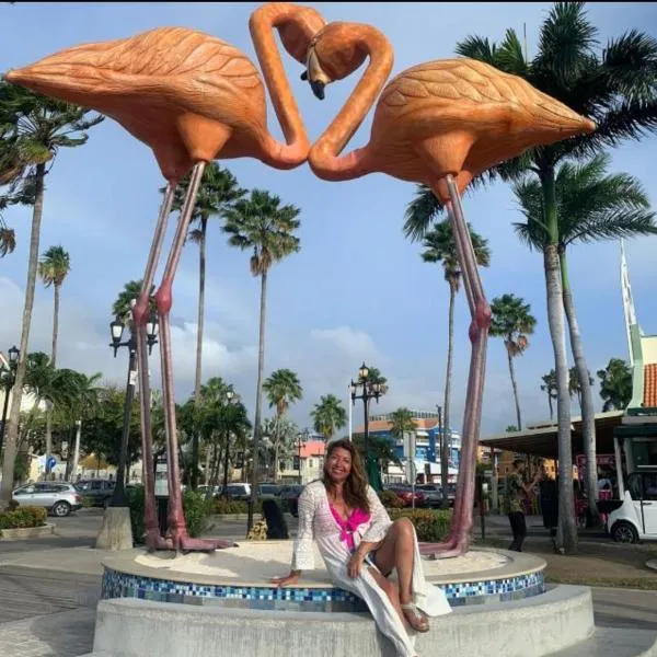 HARMONY Hotel Hostel Aruba, Hotel in Oranjestad