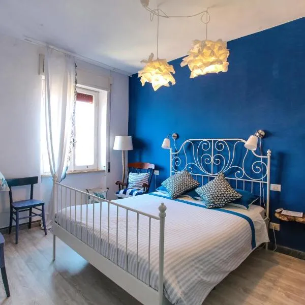 Your seaside flat, hotel in Porto Santo Stefano