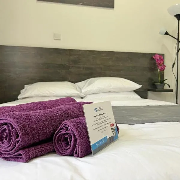 Apollo Rooms by Albert's Apartment，位于拉纳卡的酒店