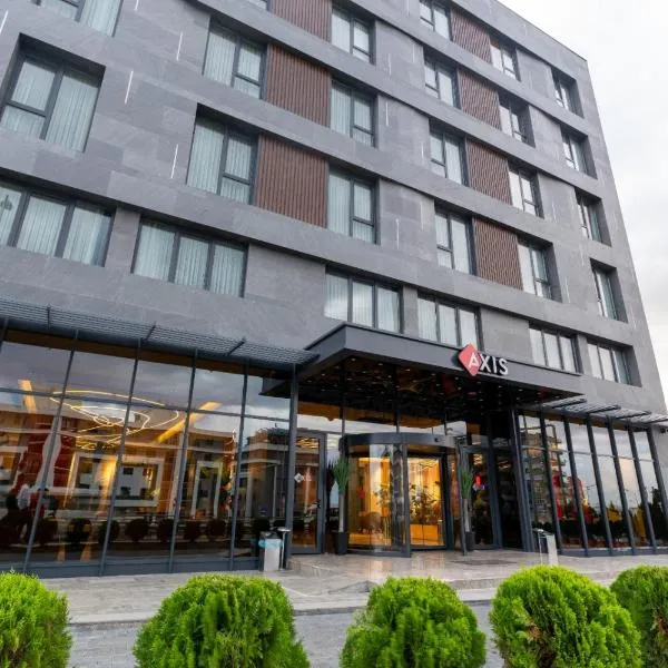 Axis Hotel, hotel en Cimenli