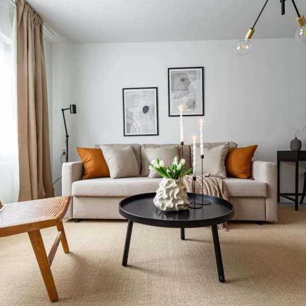 Low-cost stay in SoFo, construction work, hotel i Stockholm