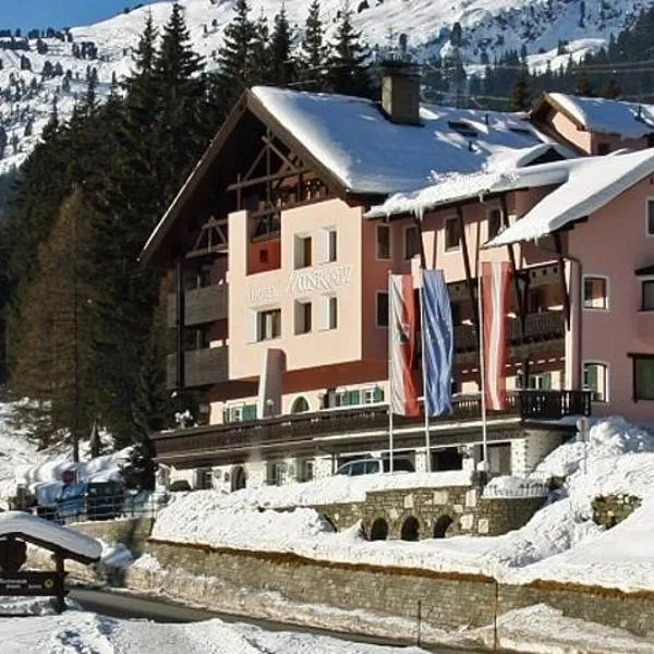 Hotel Mooserkreuz, hotel en Sankt Anton am Arlberg