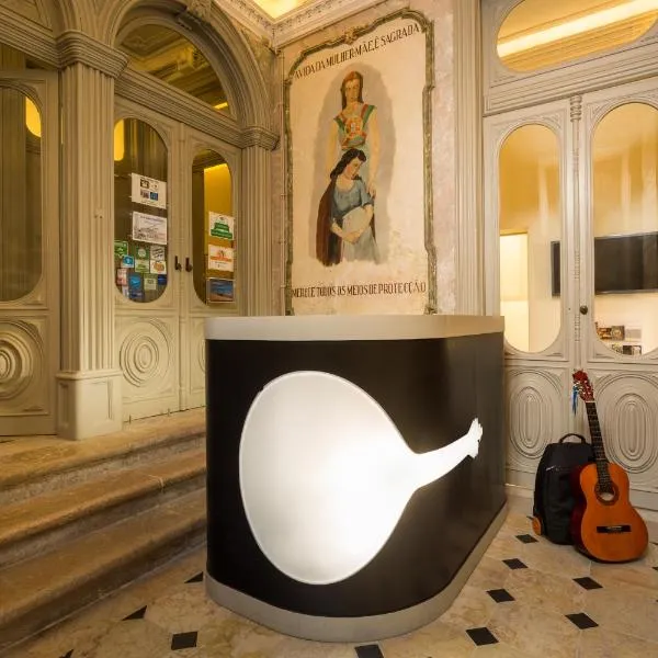 Serenata Hotel & Hostel Coimbra, hotel in Coimbra