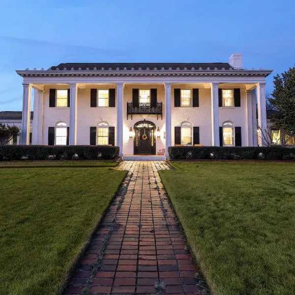 Wood Manor Guest House, hotel in Tuscaloosa