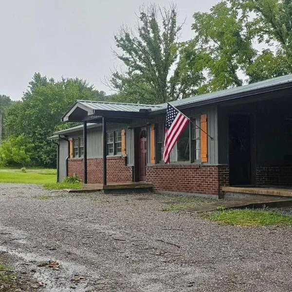 Cozy Compass House、Tellico Plainsのホテル