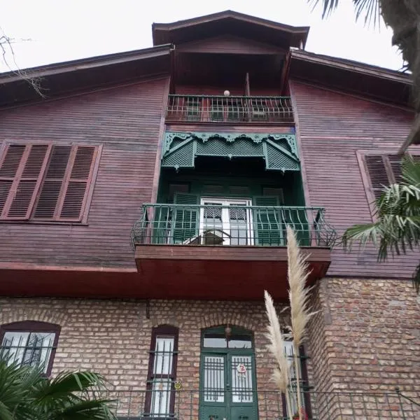 Büyükada Al Köşk, hotel v destinaci Buyukada